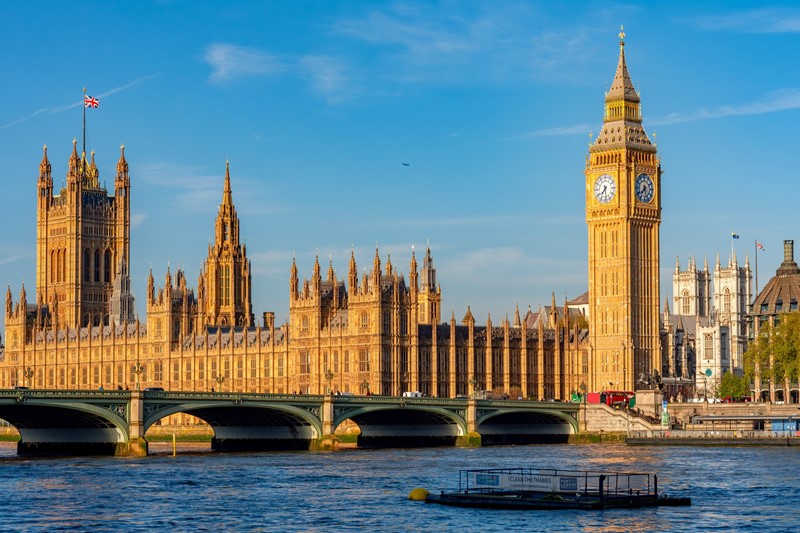 Government reviews access to face-to-face banking services